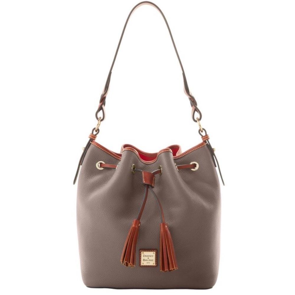 Dooney & Bourke Leather TASHA Drawstring bag. Brand new!! 💗💗💗